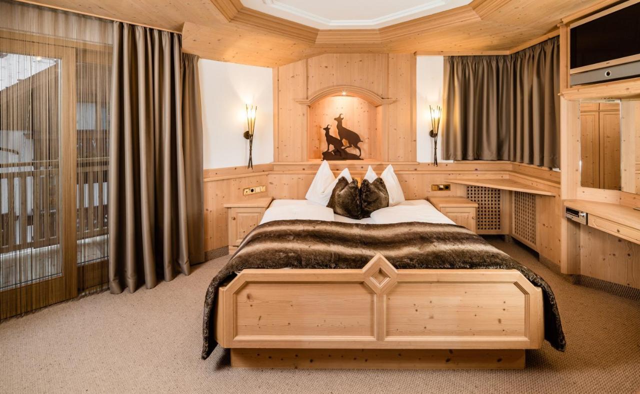 Apartments Villa Gardena - Gardenahotels Selva di Val Gardena Dış mekan fotoğraf
