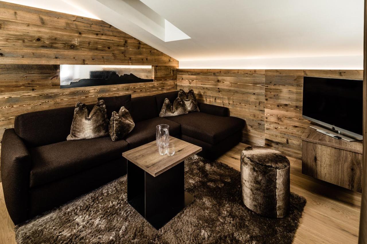 Apartments Villa Gardena - Gardenahotels Selva di Val Gardena Dış mekan fotoğraf